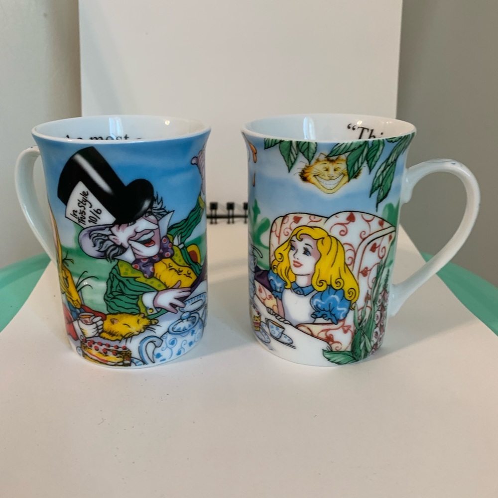 2010 Paul Cardew Alice in Wonderland Mad Hatter Tea Party Mugs-Set of 2